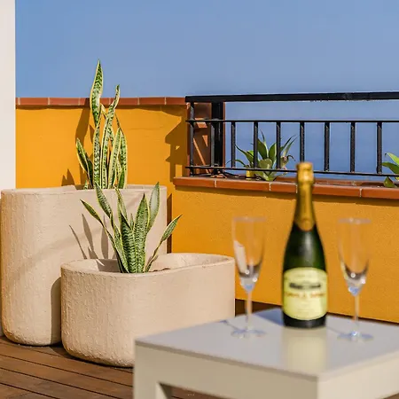 Laura's Gigantes View Penthouse *
