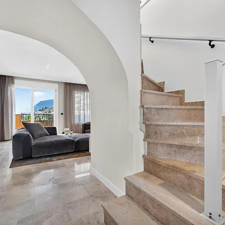 Laura's Gigantes View Penthouse *