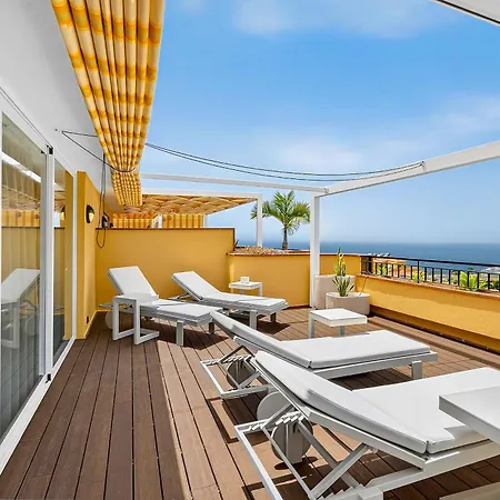 Laura's Gigantes View Penthouse
